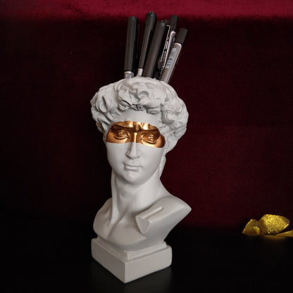 Small Resin Gypsum Head Vase Blindfolded Pirate David Makeup Brush Pen Holder Storage Box Succulent Plant Flower Vat