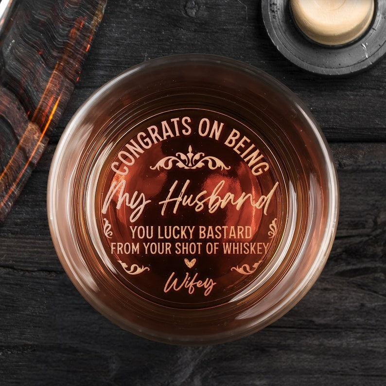 customized bottom engraving whiskey cup, wine cup, spirits, Father's Day gift, glass.