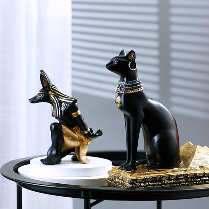 Creative lighting luxury resin wine rack diagonal Egyptian Anubis Dog God, Bastet Cat God ornaments wine cabinet decoration