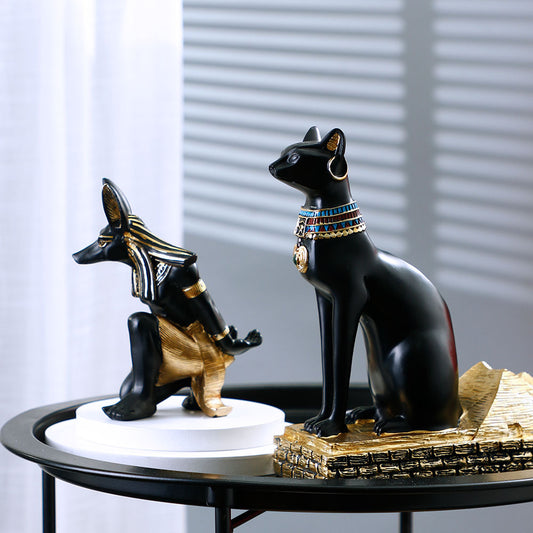 Creative lighting luxury resin wine rack diagonal Egyptian Anubis Dog God, Bastet Cat God ornaments wine cabinet decoration