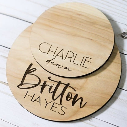 Baby Footprint Sign, Engraved Name Foot print Sign, Birth Announcement Sign Baby Name Sign Wood Hospital Name Sign Newborn Photo Prop