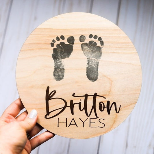 Baby Footprint Sign, Engraved Name Foot print Sign, Birth Announcement Sign Baby Name Sign Wood Hospital Name Sign Newborn Photo Prop