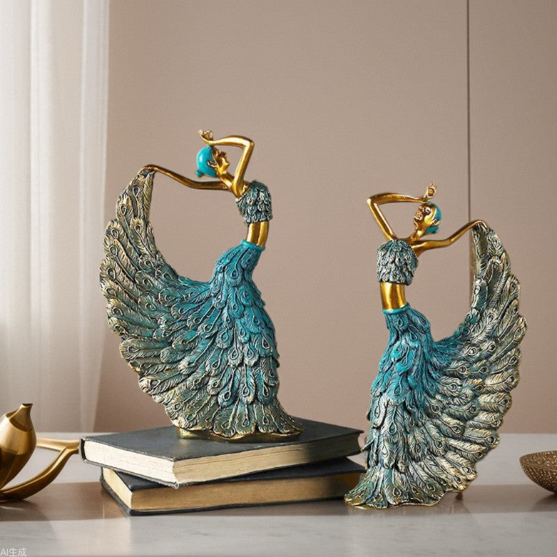 Peacock dance resin handicraft ornament wedding room home living room TV cabinet entrance light luxury decoration
